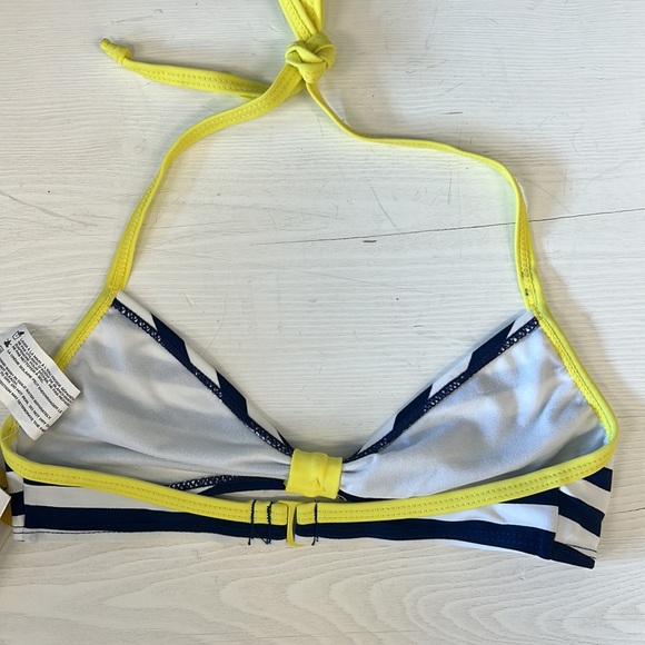 NWT Navy/White Triangle Bikini - Picture 5 of 7